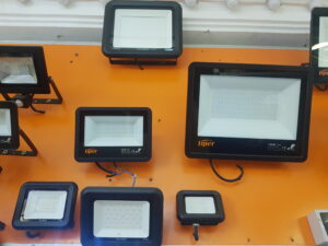 PROJECTEUR LED 20W 30W 50W 100W 150W 200W LIPER