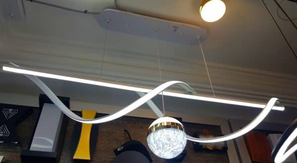 Nouveau décoratif luxe Simple lampes suspendues luminaire cuisine suspendu vague linéaire Led plafonnier décor moderne pendentif éclairage