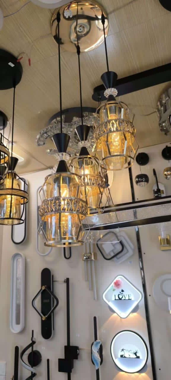 Nouvelle suspension en laiton de couleur bronze verre et suspension en métal